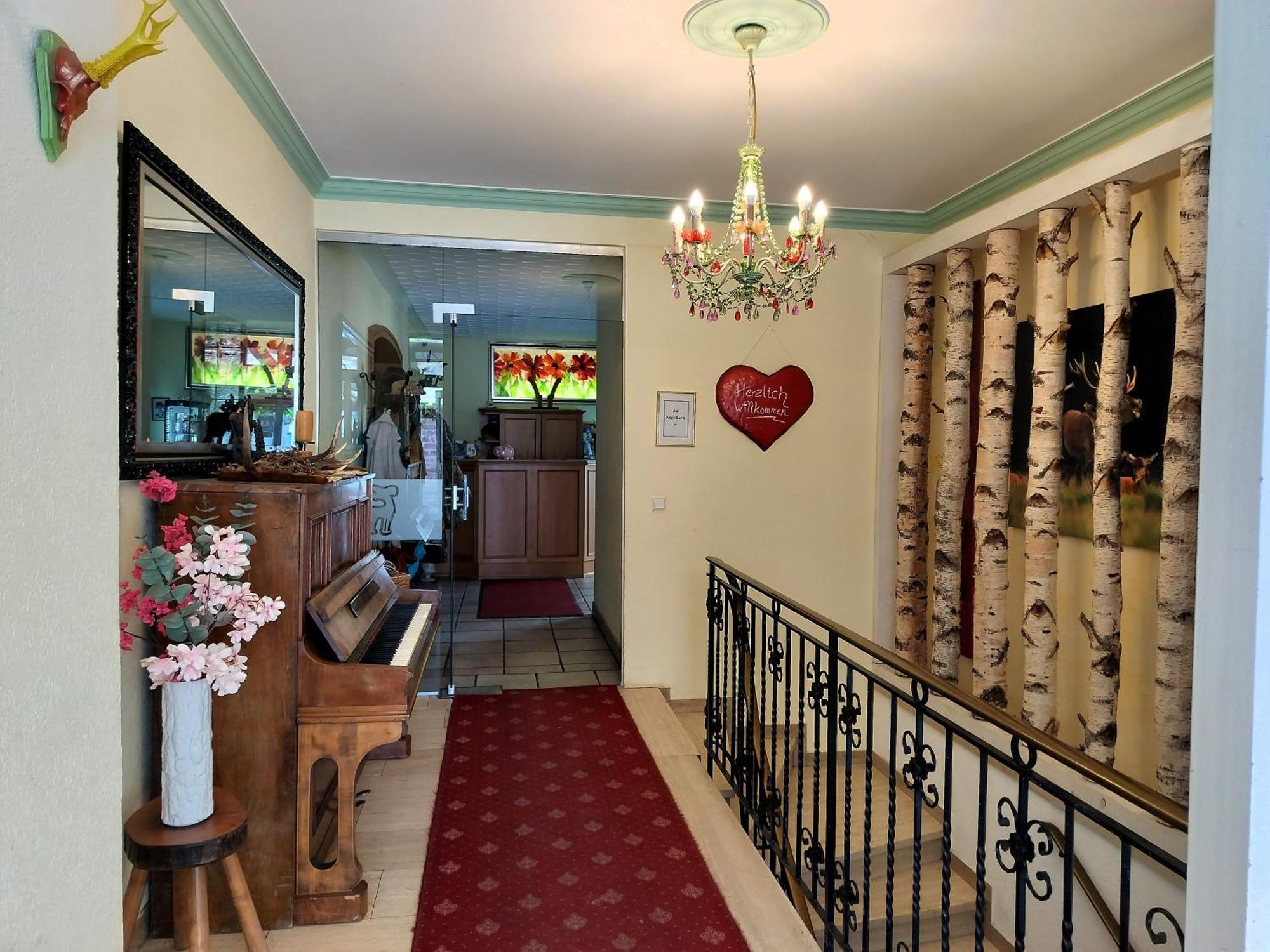 Hotel Hirsch Rothenberg Zewnętrze zdjęcie
